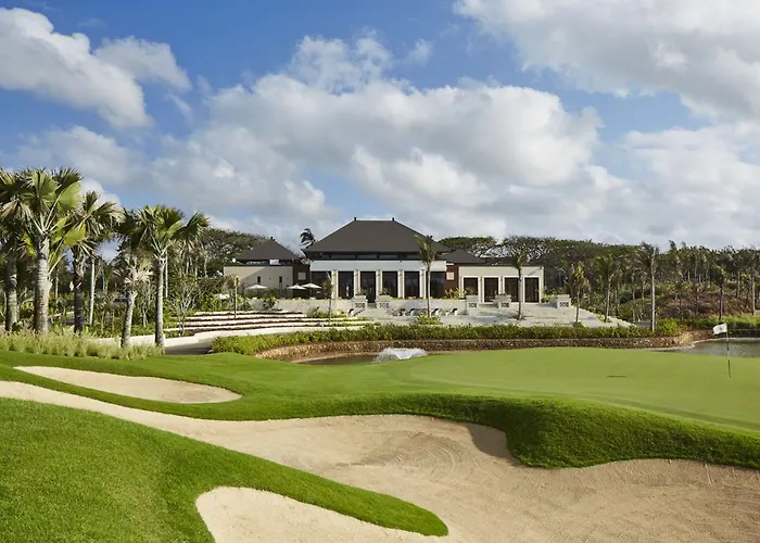 Bali National Golf 4*